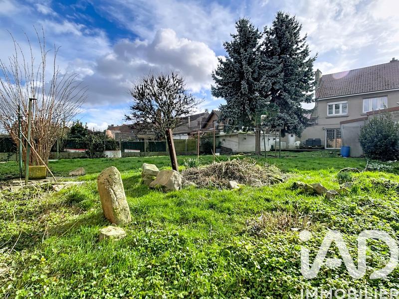 Maison - 99 m² - 6 pièces