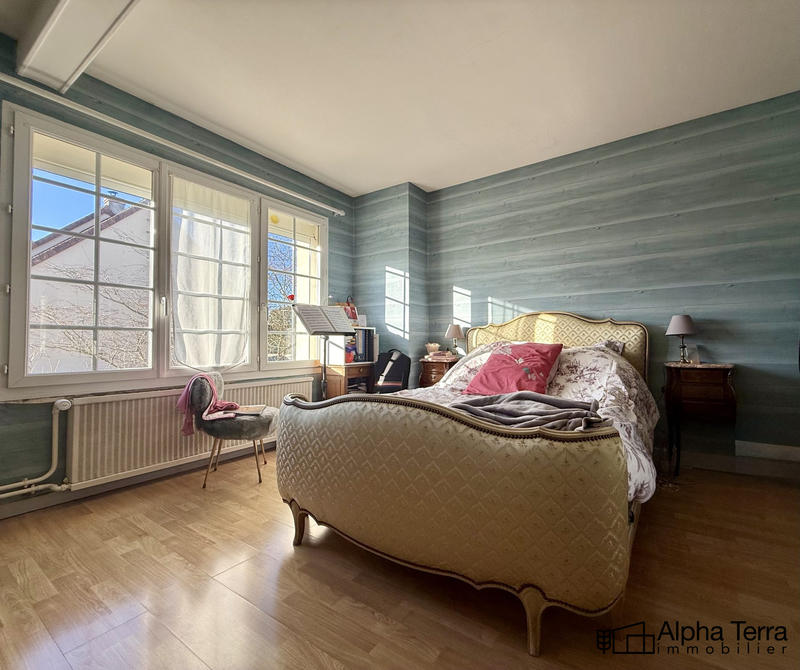 Maison ancienne - 258 m² - 9 pièces