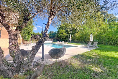 Villa - 210 m² - 7 pièces