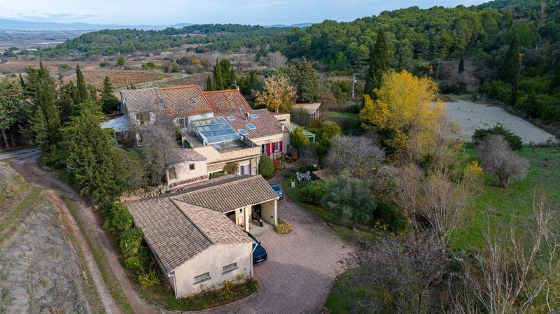 Propriété - 612 m² - 12 pièces