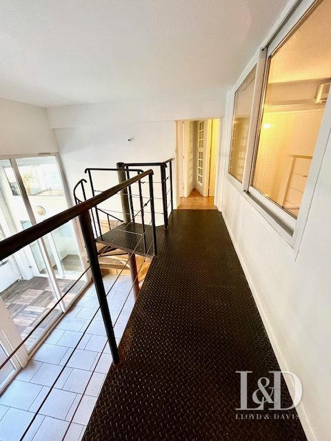 Duplex - 113 m² - 6 pièces