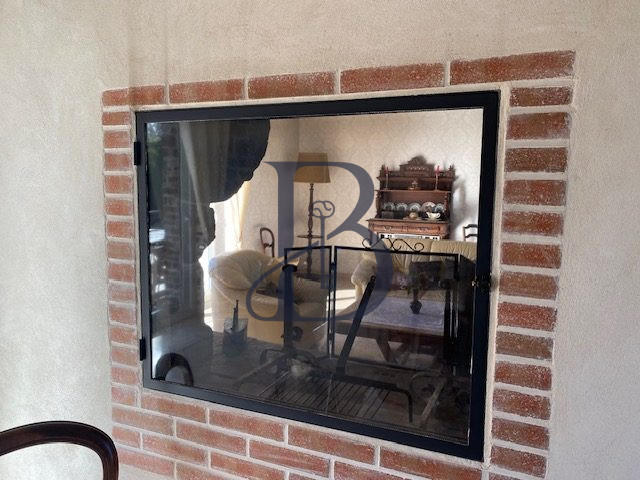 Maison - 223 m² - 8 pièces