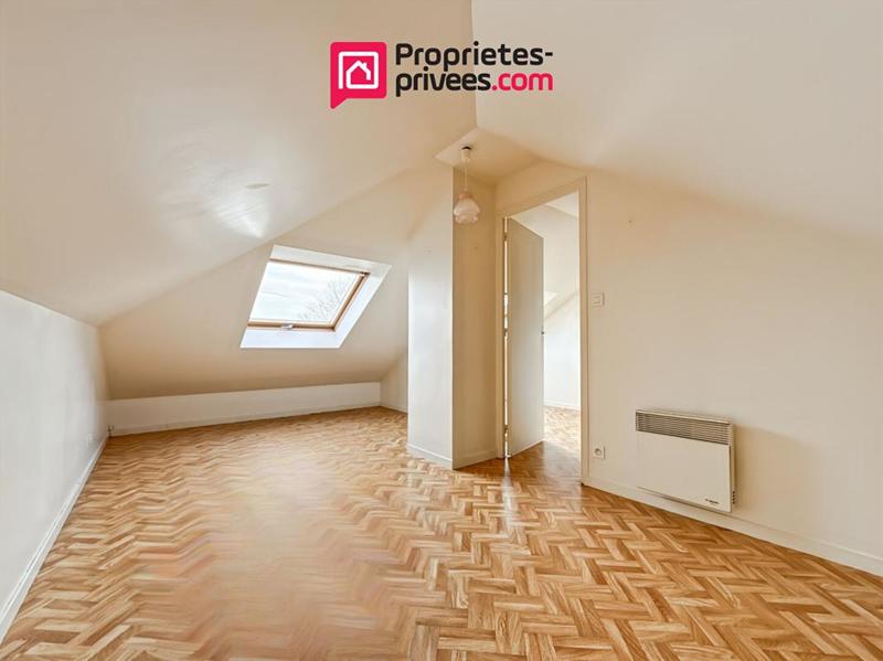 Maison - 139 m² - 7 pièces