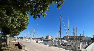 Bureau - 129 m² - 7 pièces