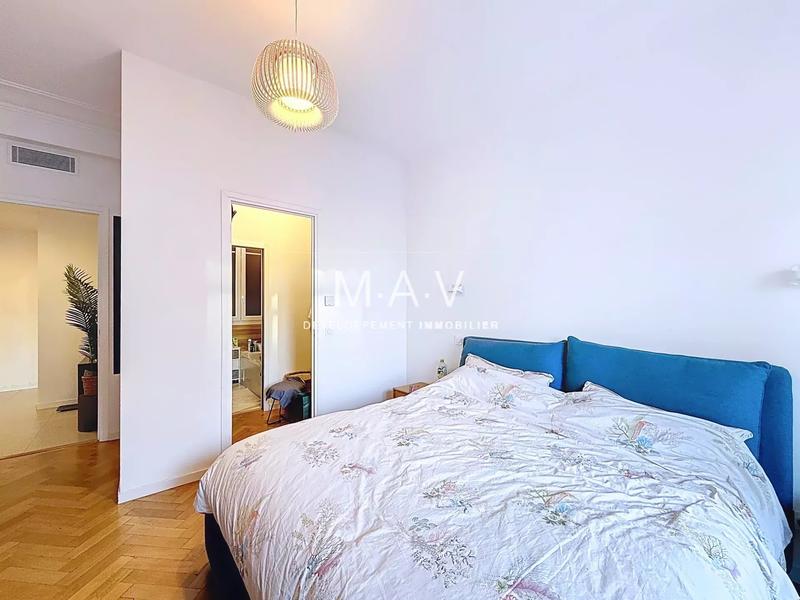 Appartement - 104 m² - 4 pièces