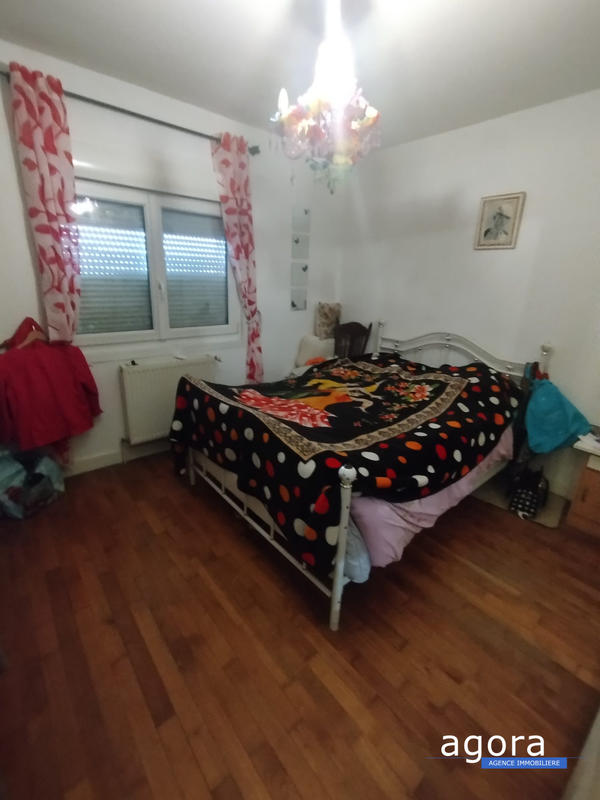 Maison - 100 m² - 6 pièces