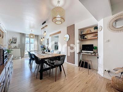 Maison - 153 m² - 5 pièces