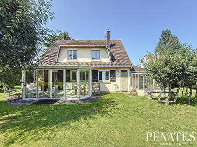 Maison - 140 m² - 5 pièces