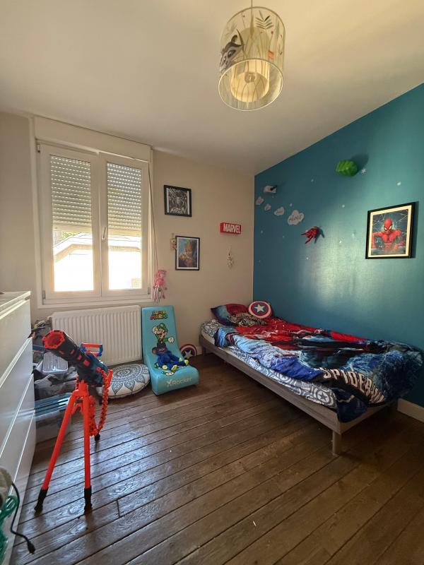 Maison - 250 m² - 7 pièces