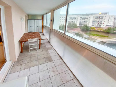 Appartement - 87 m² - 4 pièces