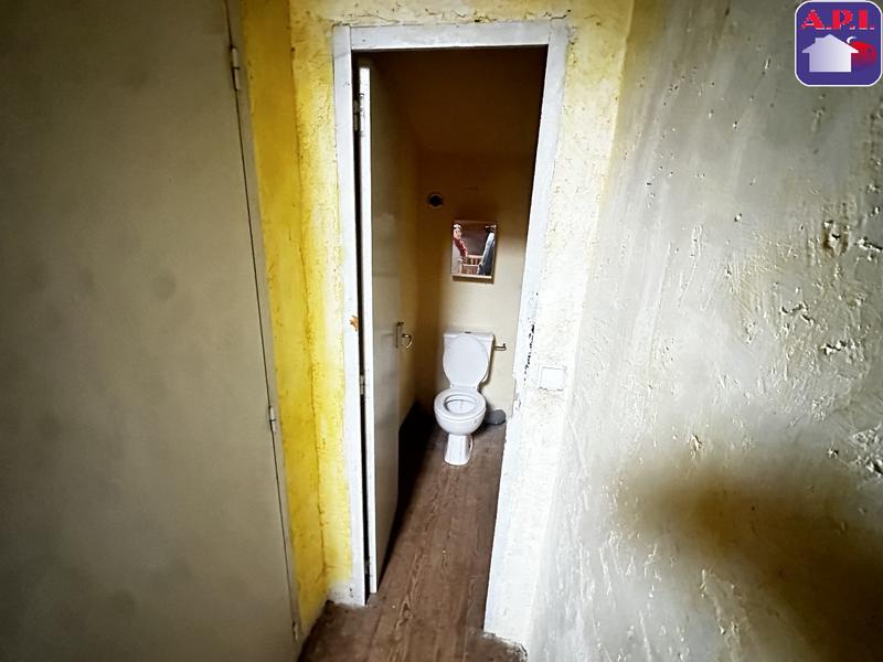 Maison - 216 m² - 8 pièces