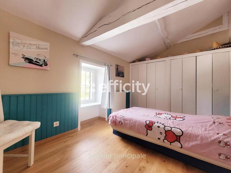 Maison - 266 m² - 6 pièces