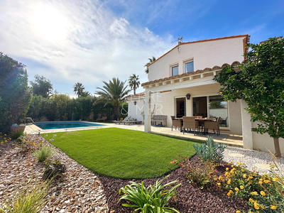 Maison - 136 m² - 5 pièces