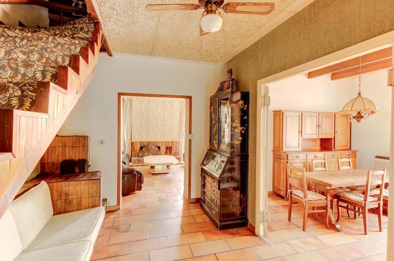 Maison - 230 m² - 8 pièces