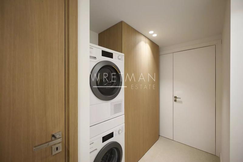 Appartement - 207 m² - 5 pièces