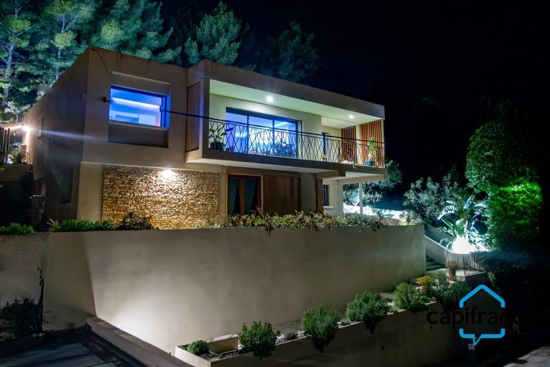 Maison - 172 m² - 7 pièces