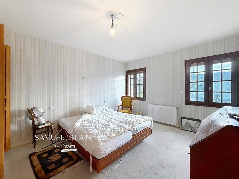 Maison - 138 m² - 6 pièces