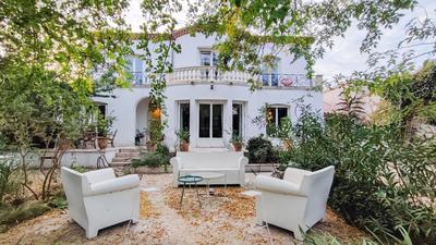 Maison ancienne - 220 m² - 7 pièces