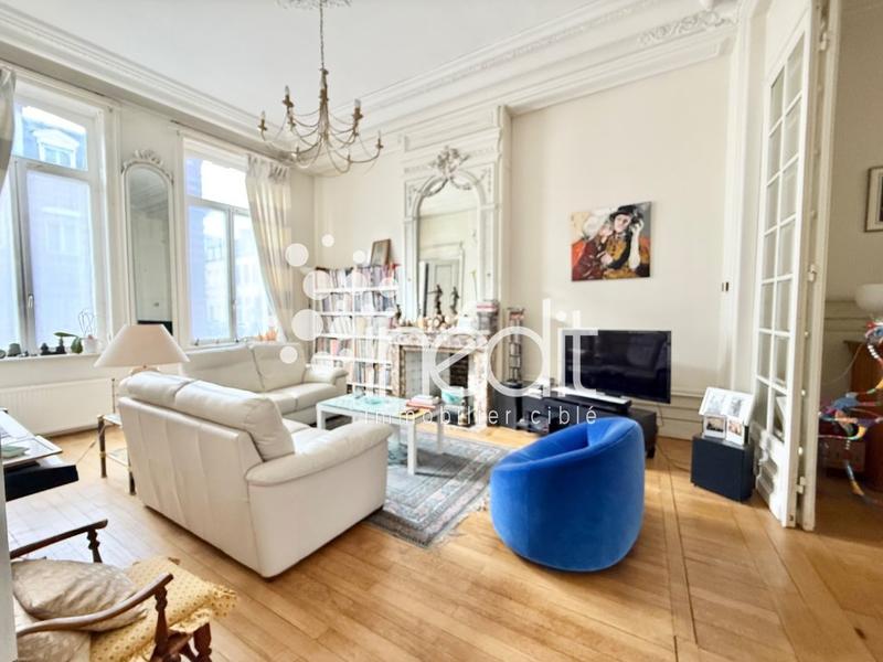 Maison bourgeoise - 289 m² - 8 pièces