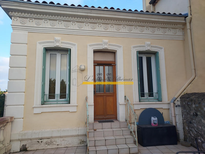 Immeuble - 342 m² - 19 pièces