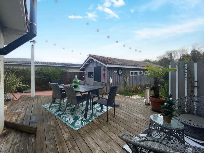 Maison - 90 m² - 5 pièces