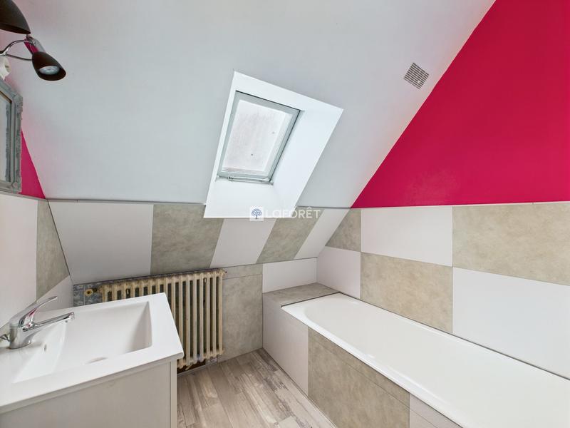 Maison - 120 m² - 6 pièces