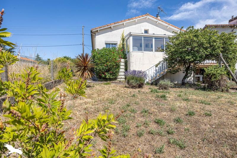 Maison - 85 m² - 5 pièces