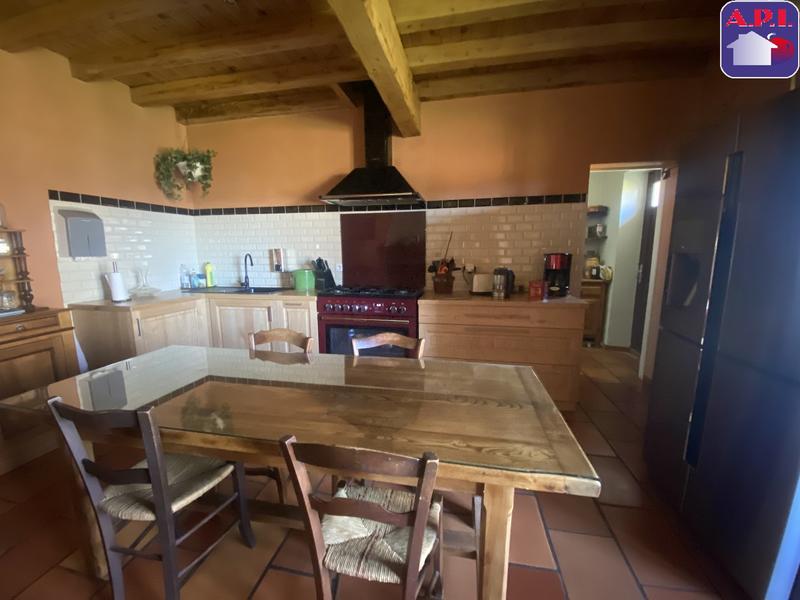 Maison - 183 m² - 6 pièces