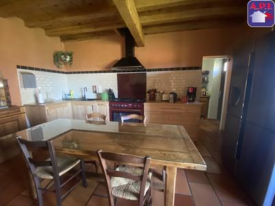 Maison - 183 m² - 6 pièces