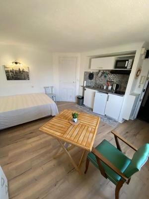 Studio - 17 m² - 1 pièce