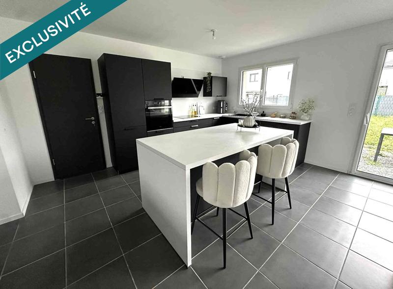 Maison - 96 m² - 4 pièces