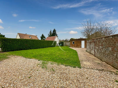 Maison - 90 m² - 5 pièces