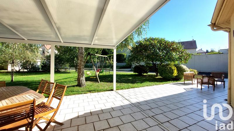 Maison - 290 m² - 8 pièces