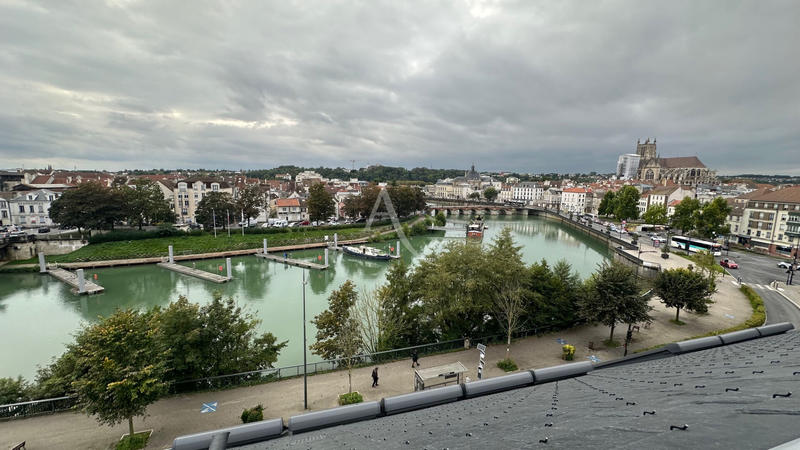 Appartement - 84 m² - 4 pièces