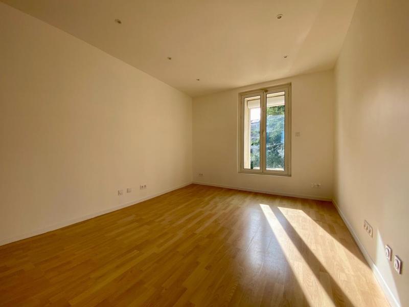 Bureau - 200 m² - 8 pièces