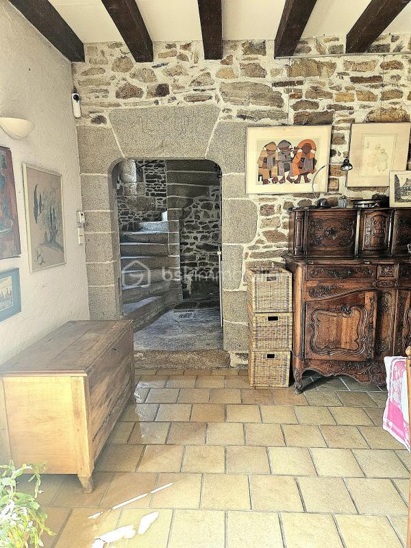 Maison ancienne - 260 m² - 8 pièces