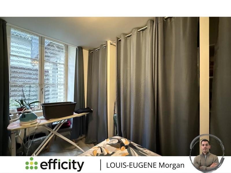 Immeuble - 150 m² - 10 pièces