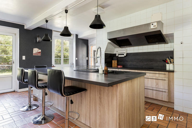 Château - 520 m² - 12 pièces