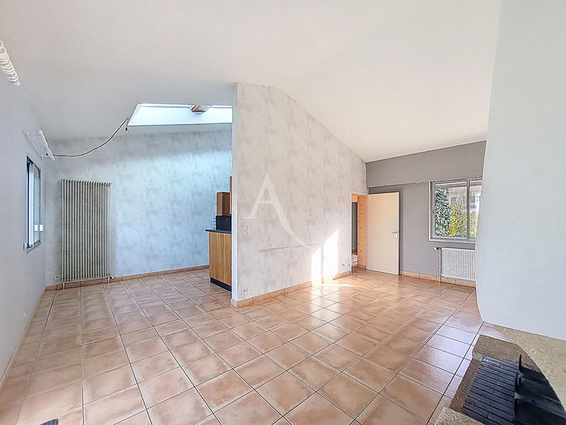 Maison - 128 m² - 6 pièces