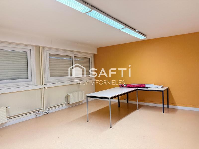 Bureau - 343 m² - 20 pièces