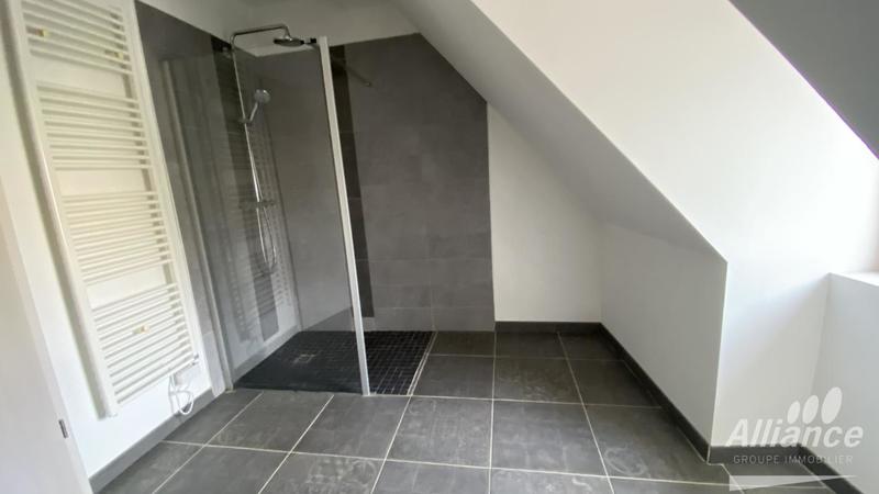 Appartement - 90 m² - 4 pièces