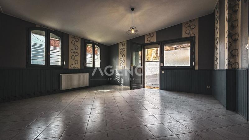 Maison - 101 m² - 5 pièces