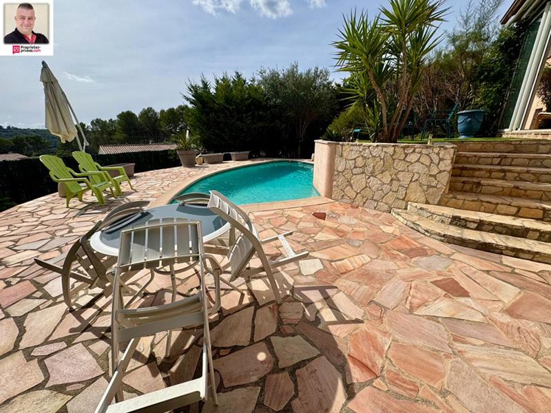 Maison - 130 m² - 5 pièces