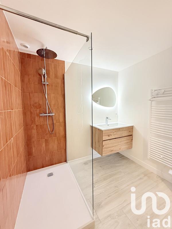 Appartement - 80 m² - 3 pièces