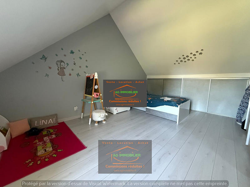 Maison - 143 m² - 6 pièces