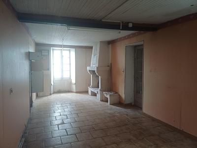 Maison - 84 m² - 4 pièces