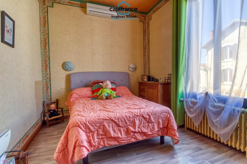 Maison de ville - 190 m² - 9 pièces