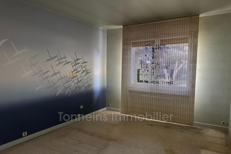 Maison - 3 370 m² - 5 pièces