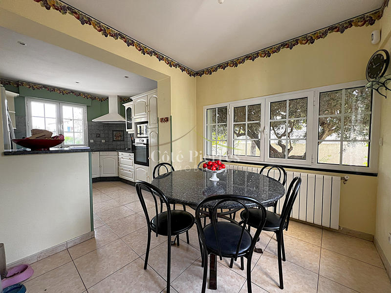 Maison - 178 m² - 7 pièces