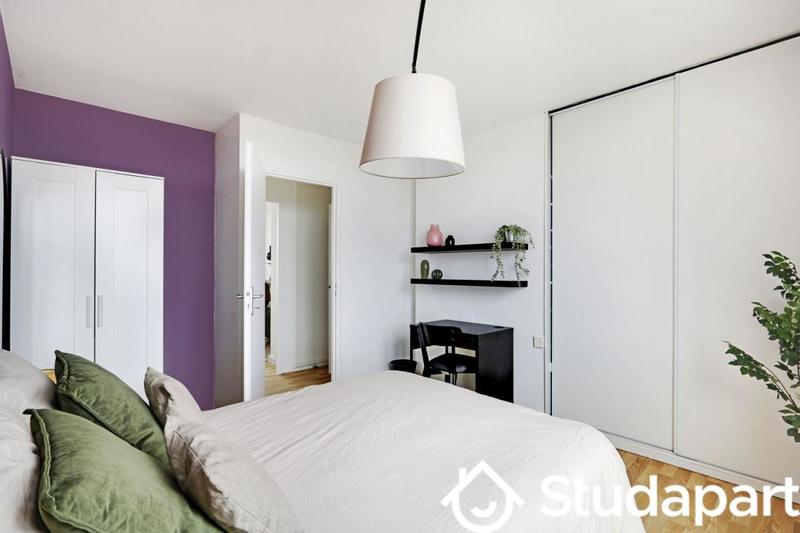 Chambre - 13 m² - 1 pièce